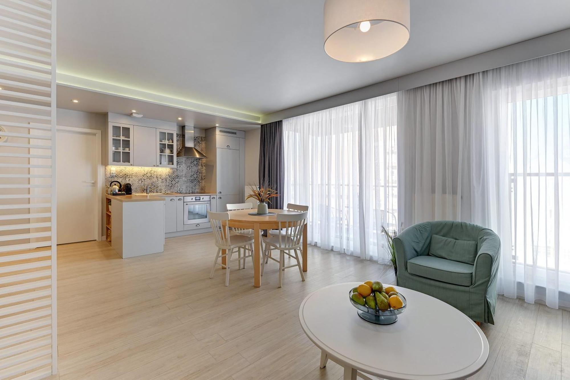 Chmielna Park - City Center & Parking By Downtown Apartments 格但斯克 客房 照片